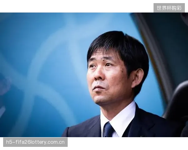 中村敬斗等年轻球员或成奇兵,森保一在边路拥有丰富战术后手。 中村敬斗等年轻球员或成奇兵,森保一在边路拥有丰富战术后手。
